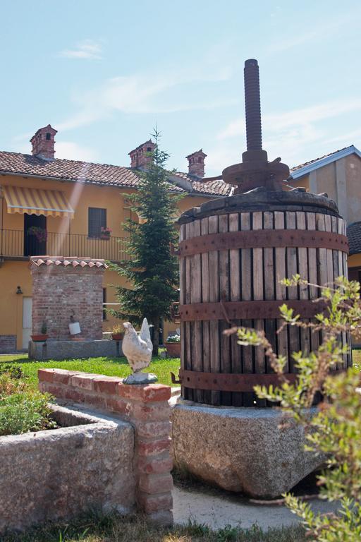B&B Il Giarolo Cameriano Eksteriør billede