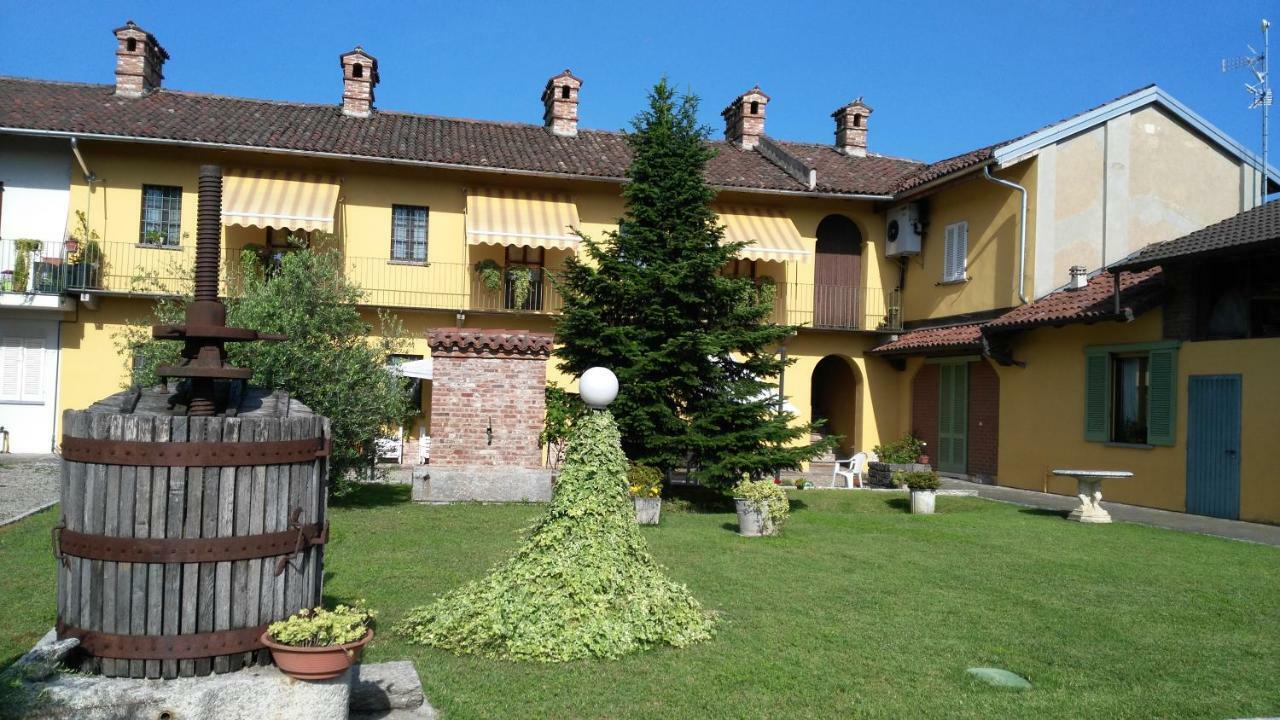 B&B Il Giarolo Cameriano Eksteriør billede